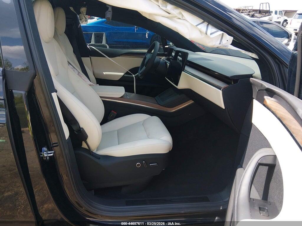 7SAXCDE57TF480032 2026 TESLA MODEL X photo no. 5