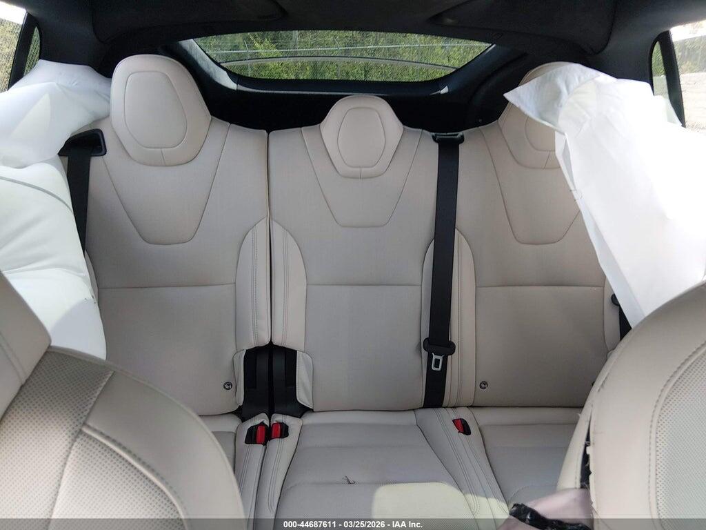 7SAXCDE57TF480032 2026 TESLA MODEL X photo no. 8