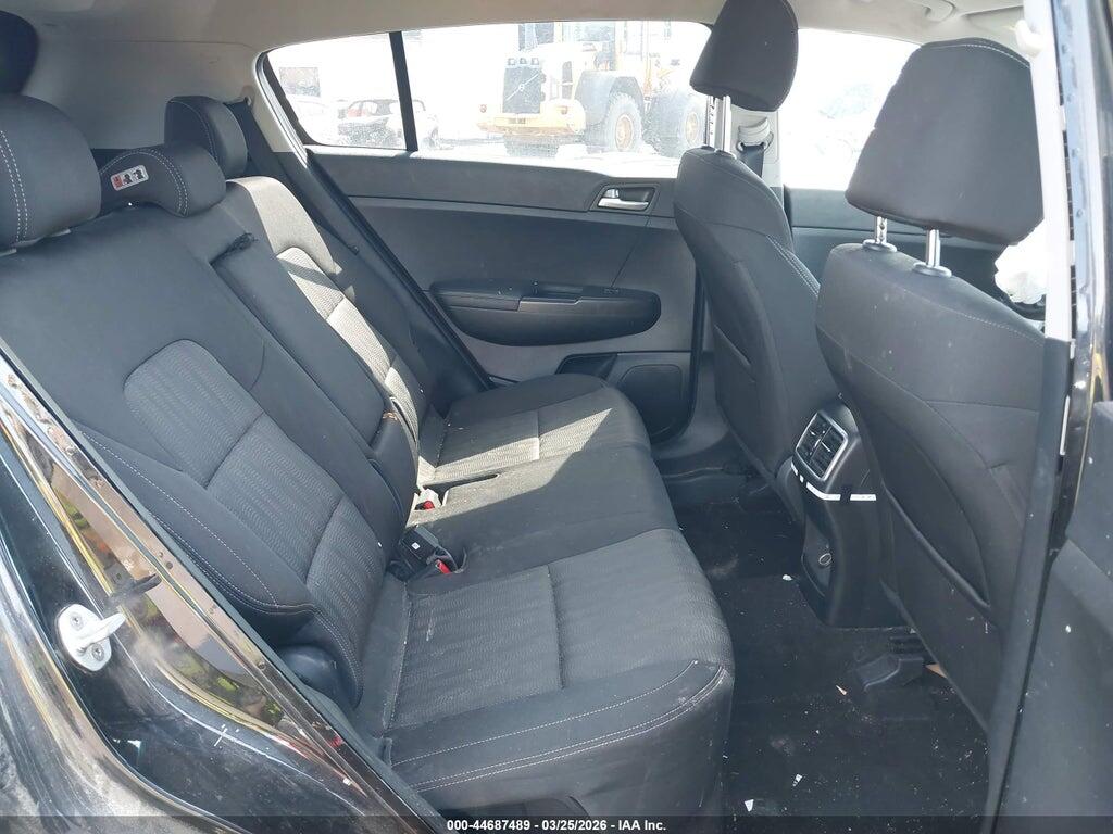 KNDPMCAC6K7550214 2019 KIA SPORTAGE photo no. 8