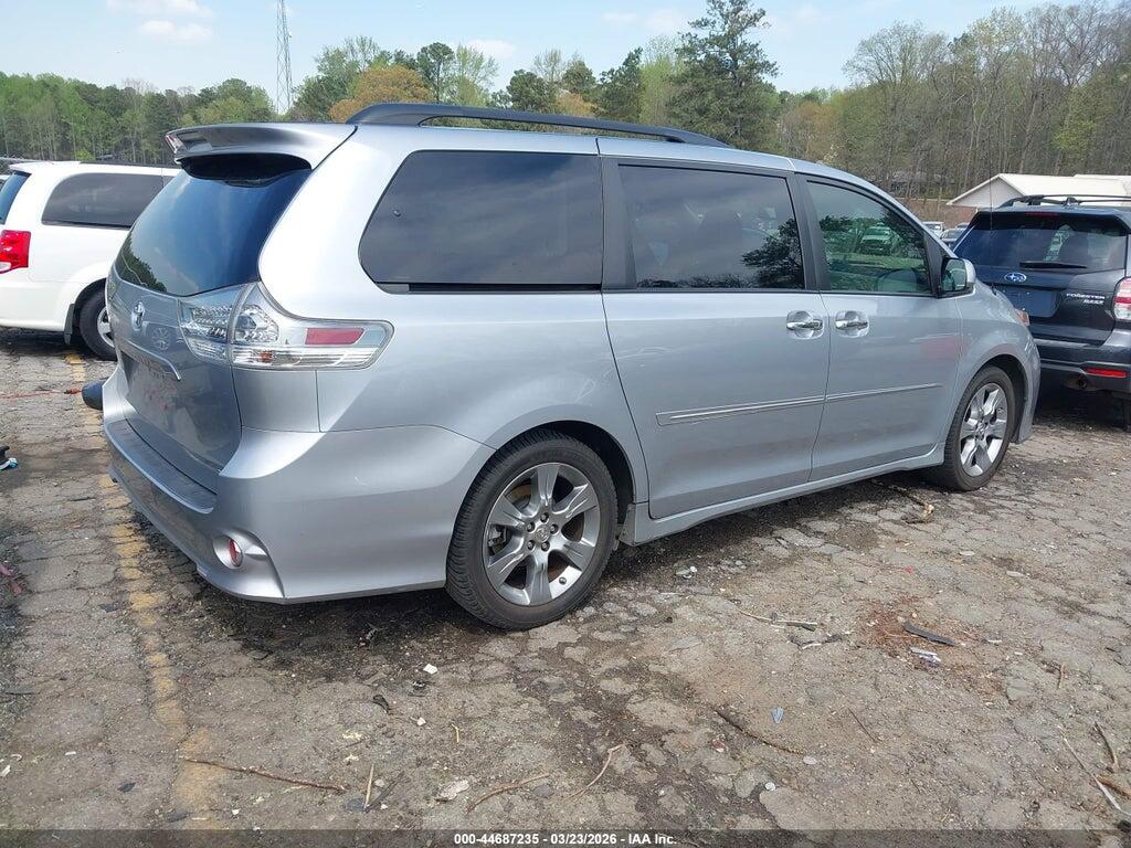 5TDXK3DC6ES419246 2014 TOYOTA SIENNA photo no. 4