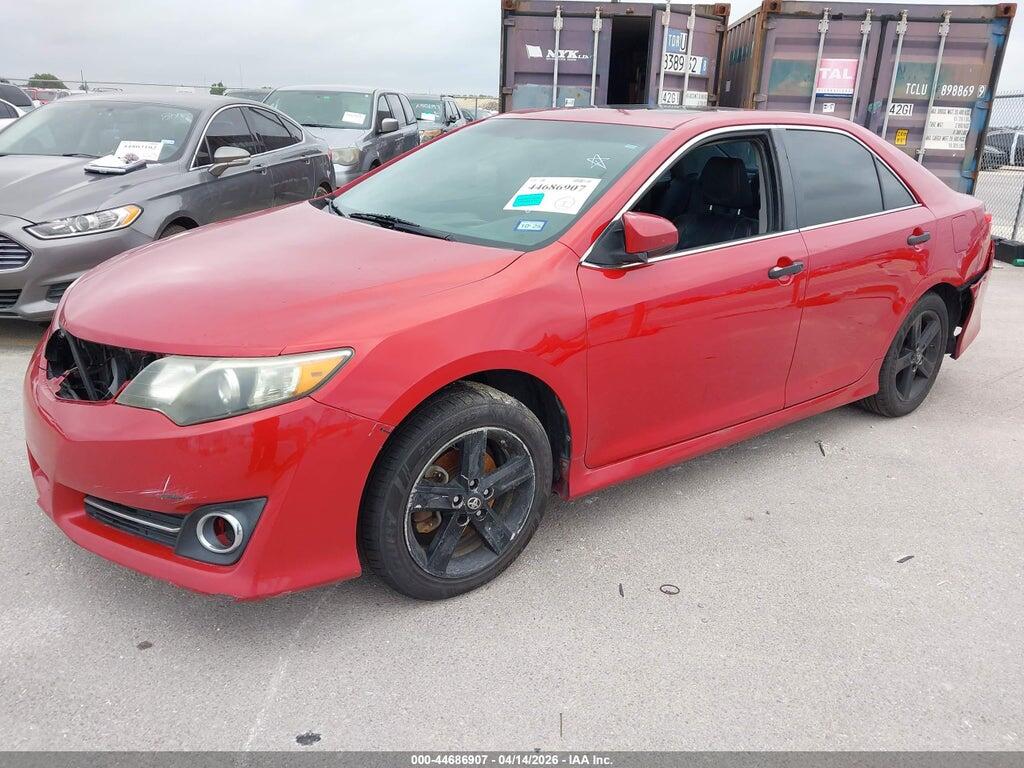 4T1BF1FK5EU806630 2014 TOYOTA CAMRY photo no. 2