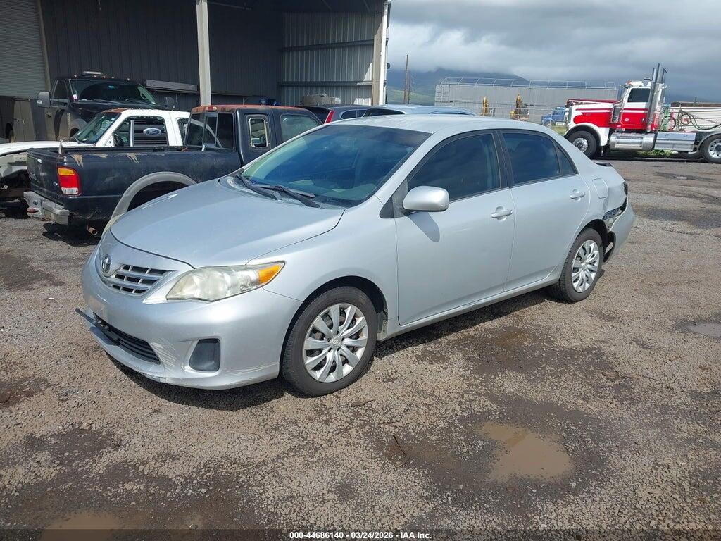 2T1BU4EE6DC962193 2013 TOYOTA COROLLA photo no. 2