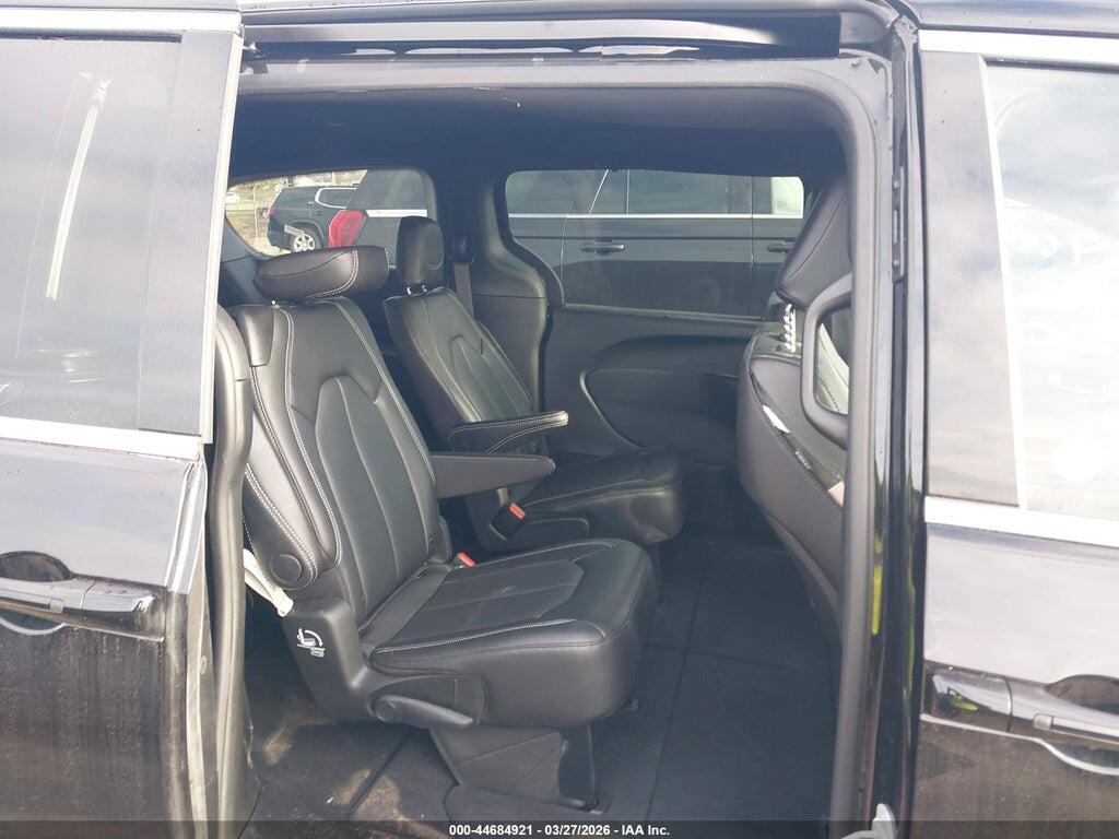 2C4RC1BG3TR230477 2026 CHRYSLER PACIFICA photo no. 8