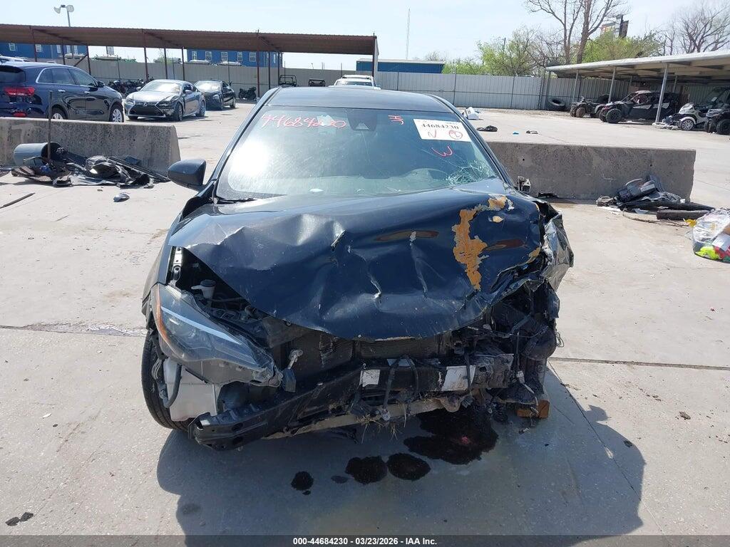 5YFBURHE7KP879247 2019 TOYOTA COROLLA photo no. 6