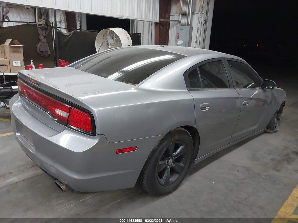 2C3CDXHG1EH312282 2014 DODGE CHARGER photo no. 4