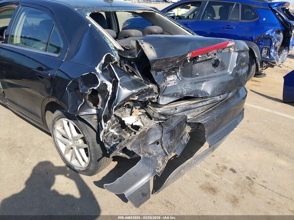3FAHP0JA7AR349203 2010 FORD FUSION photo no. 6
