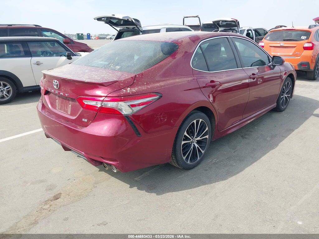 4T1B11HK7JU603003 2018 TOYOTA CAMRY photo no. 4