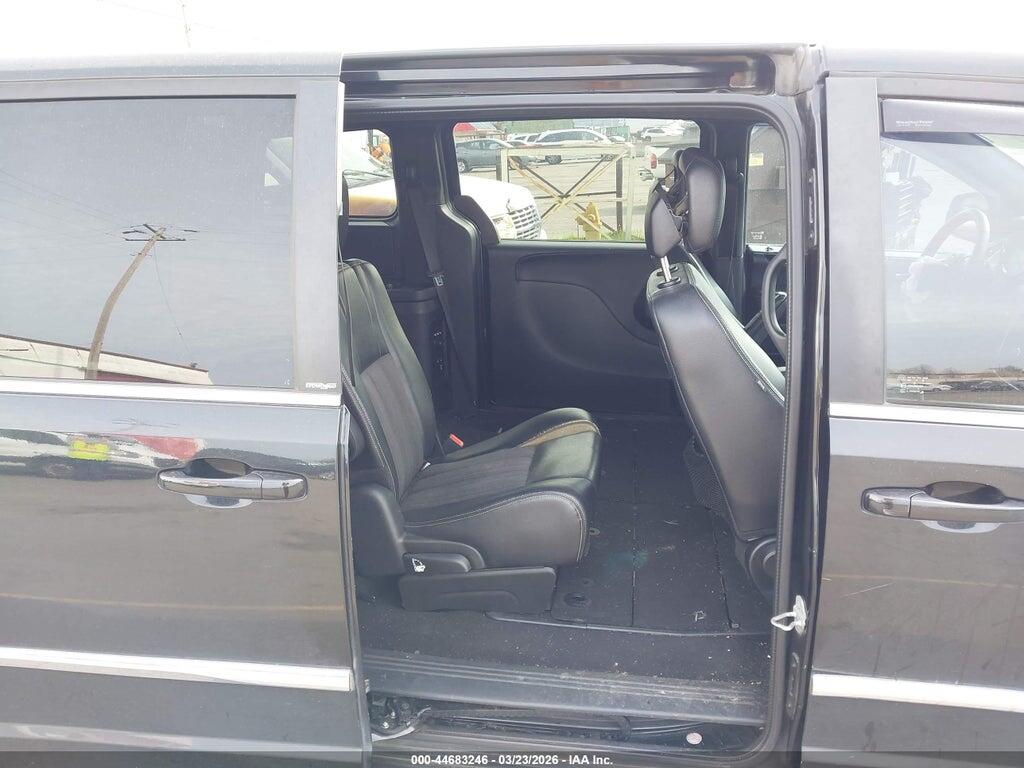 2C4RC1HG8ER174496 2014 CHRYSLER TOWN & COUNTRY photo no. 8