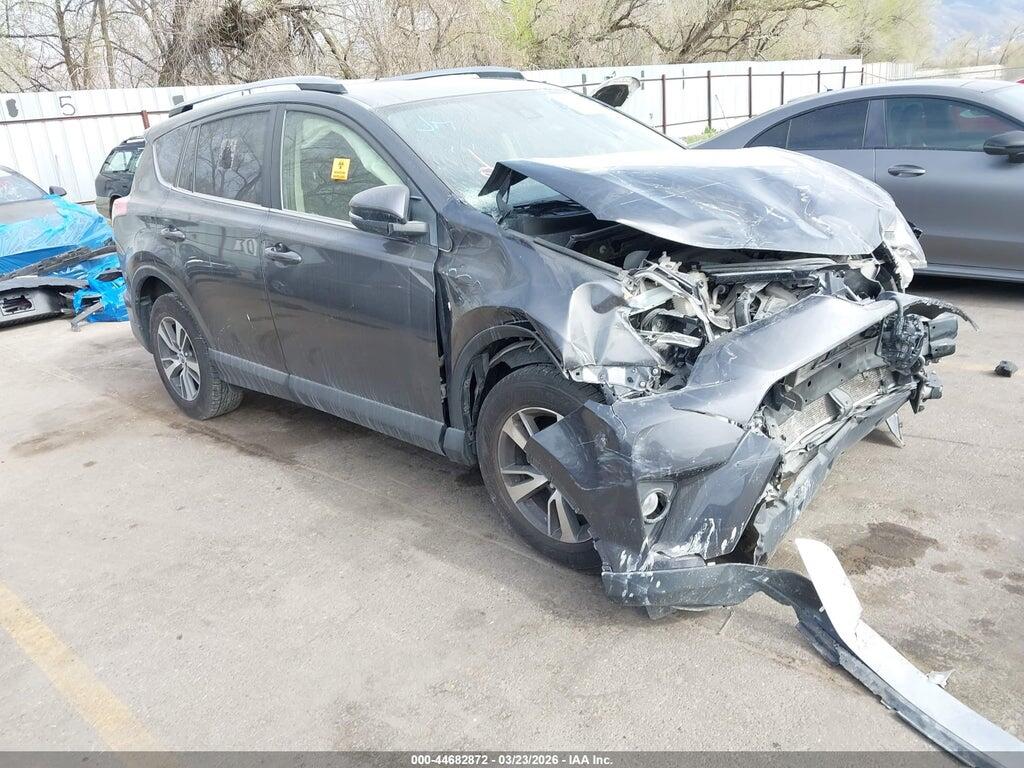 JTMRFREV2JJ252780 2018 TOYOTA RAV4 photo no. 1