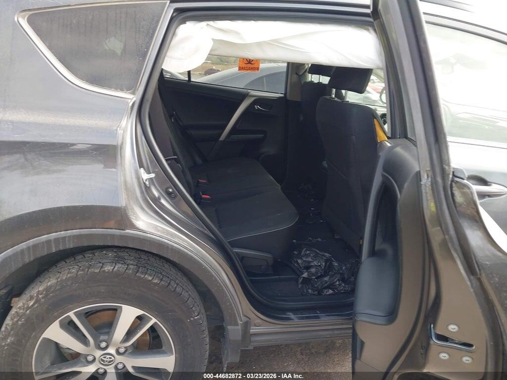 JTMRFREV2JJ252780 2018 TOYOTA RAV4 photo no. 8