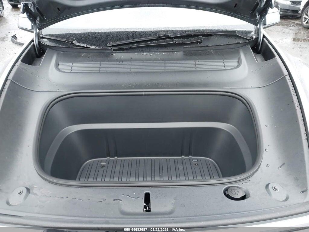 7SAYGDEE6TA466807 2026 TESLA MODEL Y photo no. 10