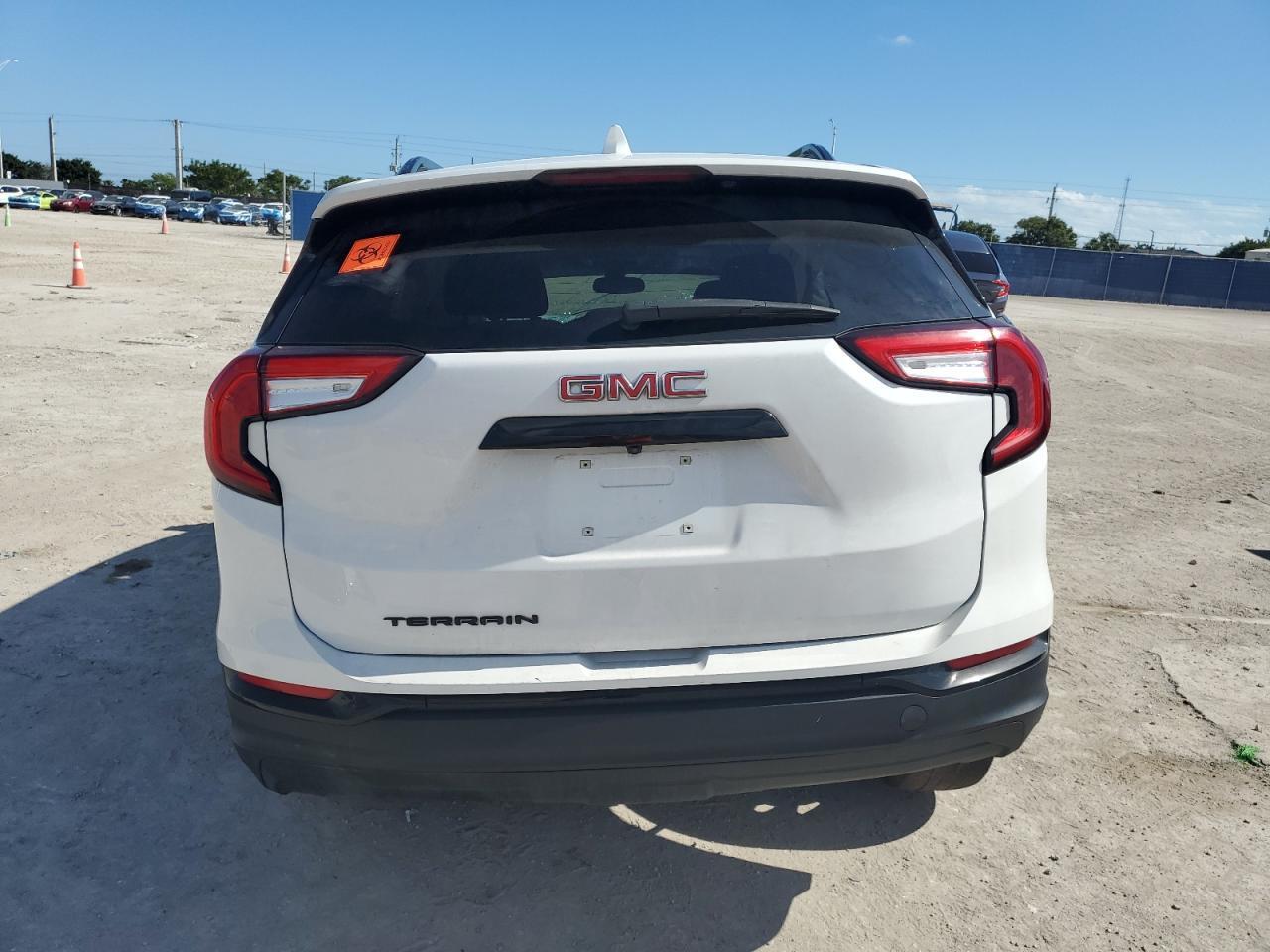 2022 GMC TERRAIN SLE — Фото 6 из 13