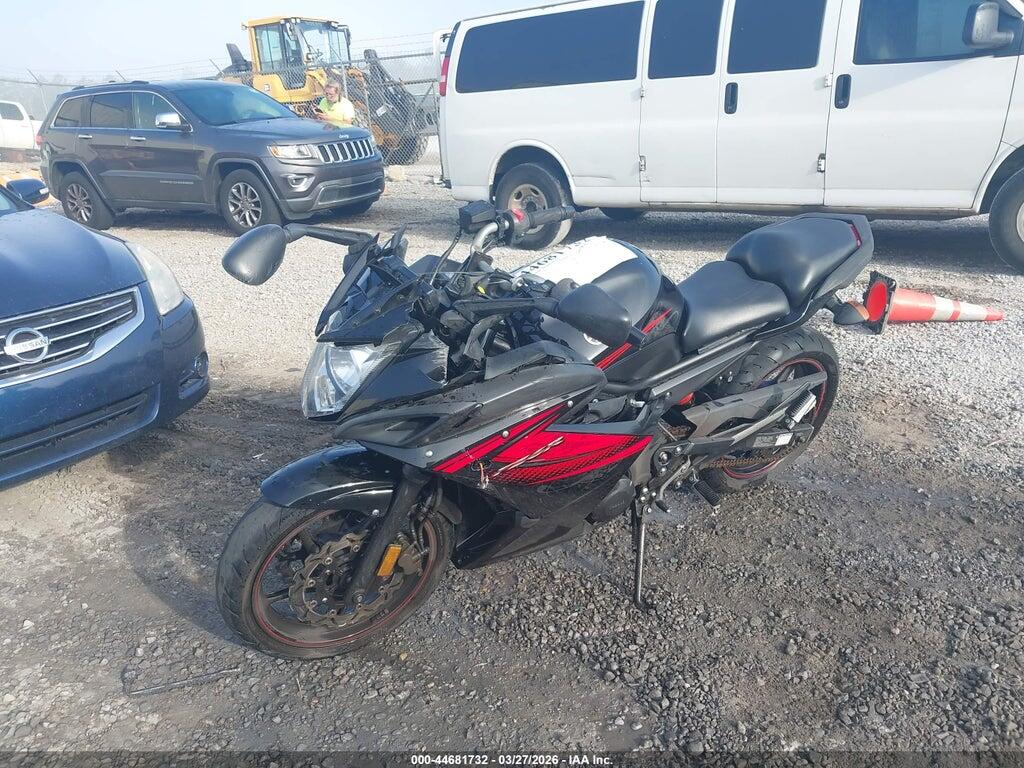 JYARJ18Y7CA002200 2012 YAMAHA FZ6 photo no. 2