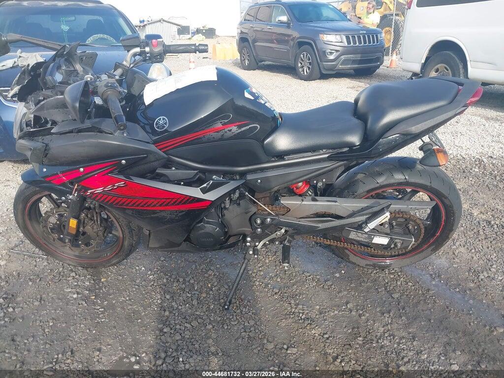 JYARJ18Y7CA002200 2012 YAMAHA FZ6 photo no. 9