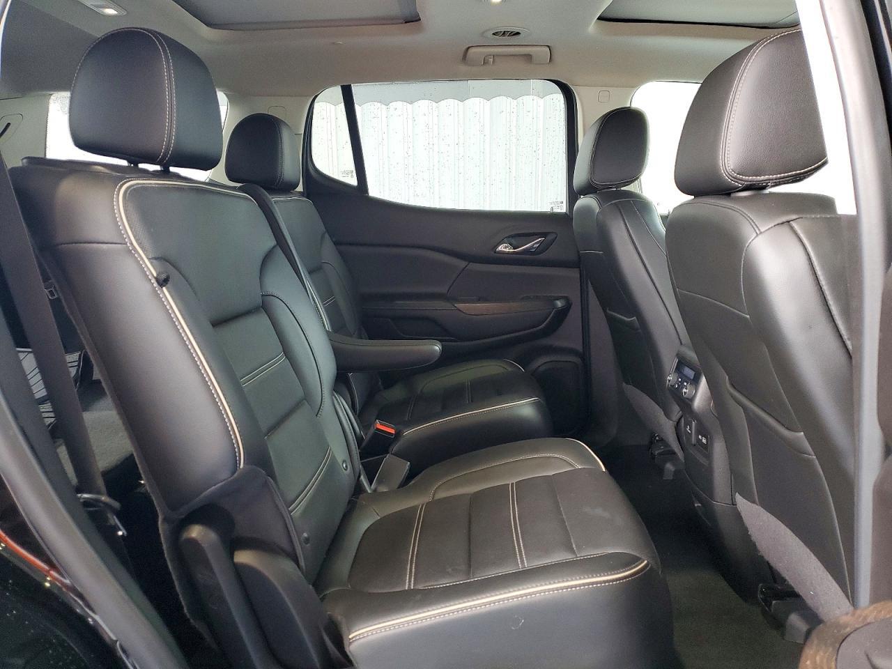 2022 GMC ACADIA DENALI — Фото 11 из 13