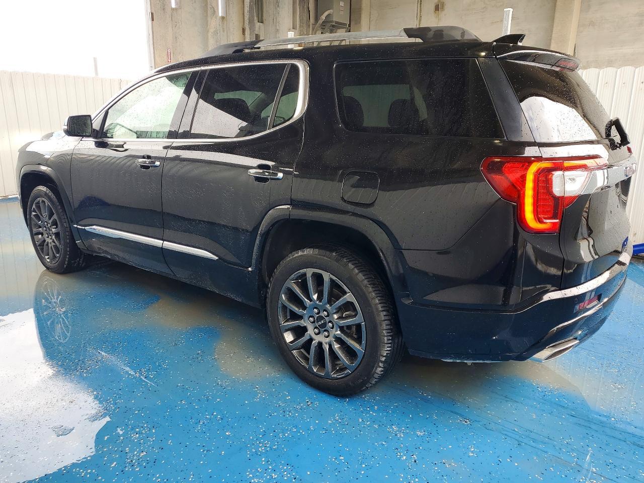 2022 GMC ACADIA DENALI — Фото 2 из 13