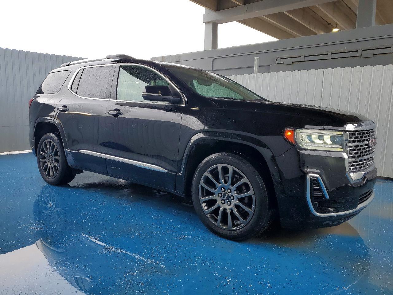 2022 GMC ACADIA DENALI — Фото 4 из 13
