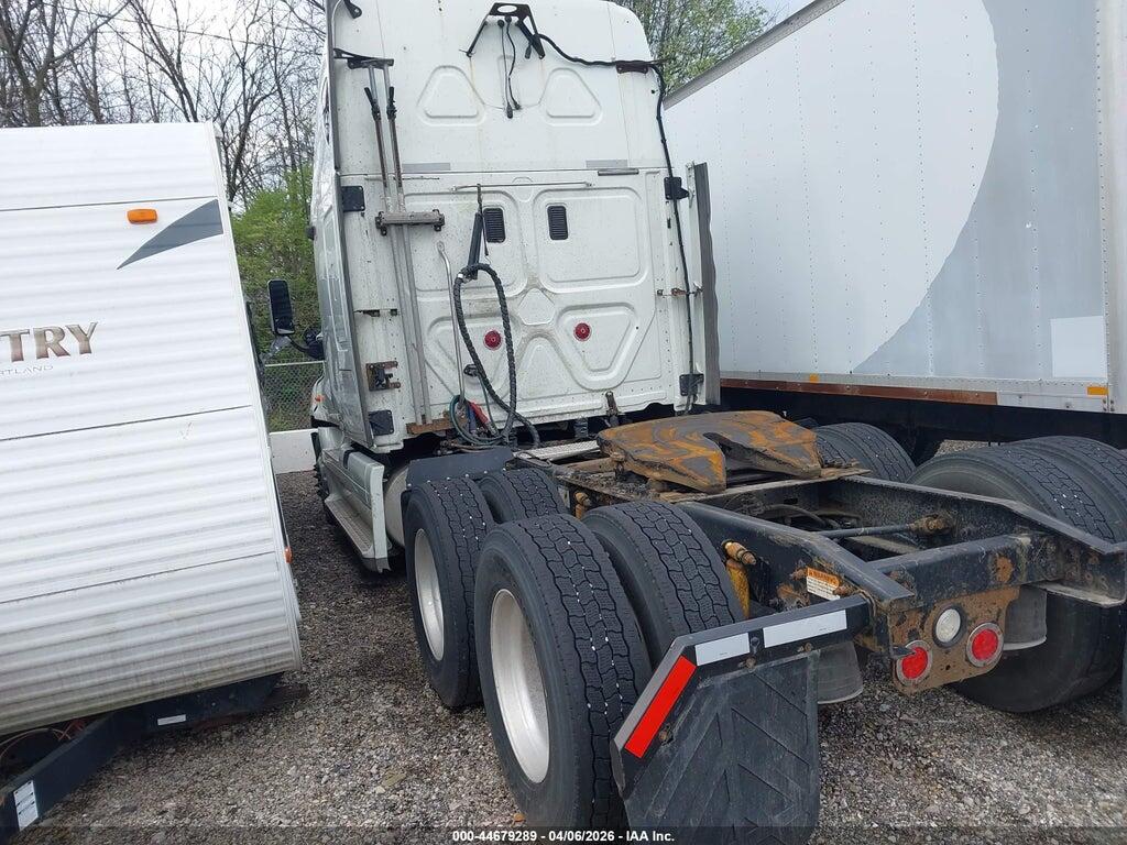 1FUJGLDR0BLBB1263 2011 FREIGHTLINER CASCADIA 125 photo no. 3