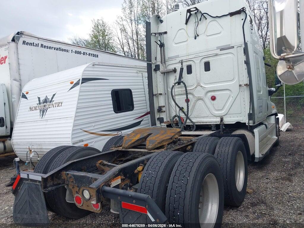 1FUJGLDR0BLBB1263 2011 FREIGHTLINER CASCADIA 125 photo no. 4
