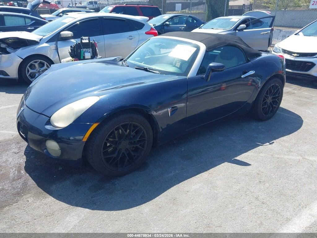 1G2MB35B86Y114303 2006 PONTIAC SOLSTICE photo no. 2