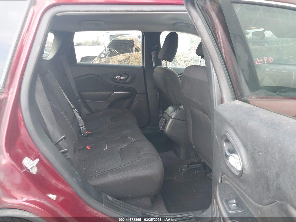 1C4PJLCB0KD264387 2019 JEEP CHEROKEE photo no. 8