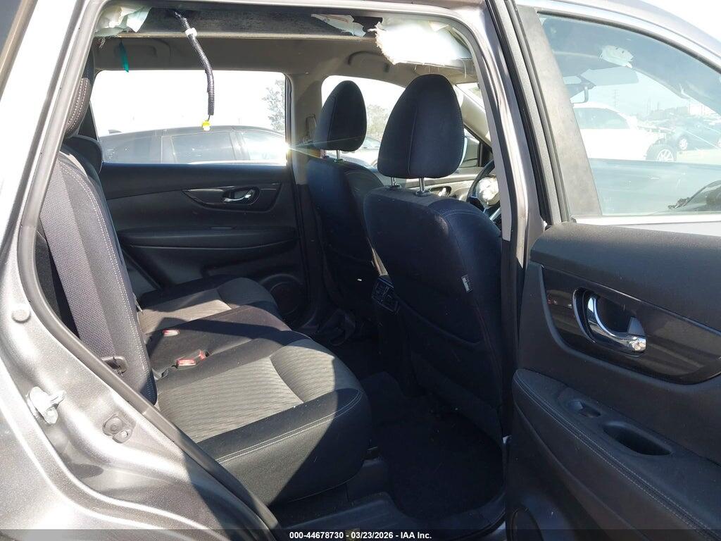 JN8AT2MT1HW389790 2017 NISSAN ROGUE photo no. 8