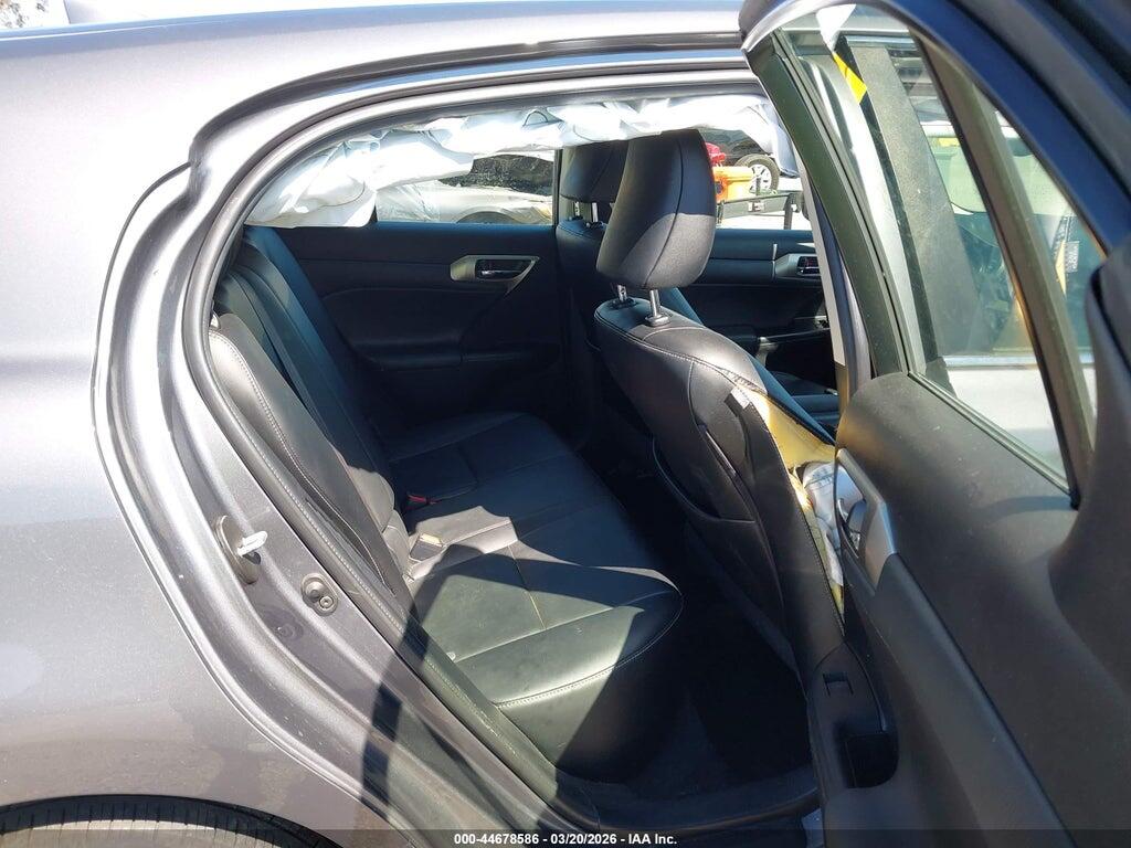 JTHKD5BH8H2288944 2017 LEXUS CT photo no. 8
