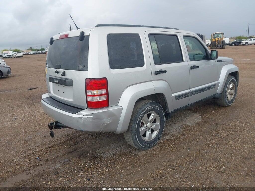 1C4PJMAK7CW105865 2012 JEEP LIBERTY photo no. 4