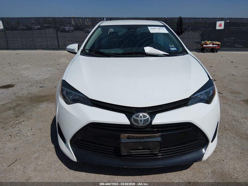 5YFBURHE5HP611676 2017 TOYOTA COROLLA photo no. 12