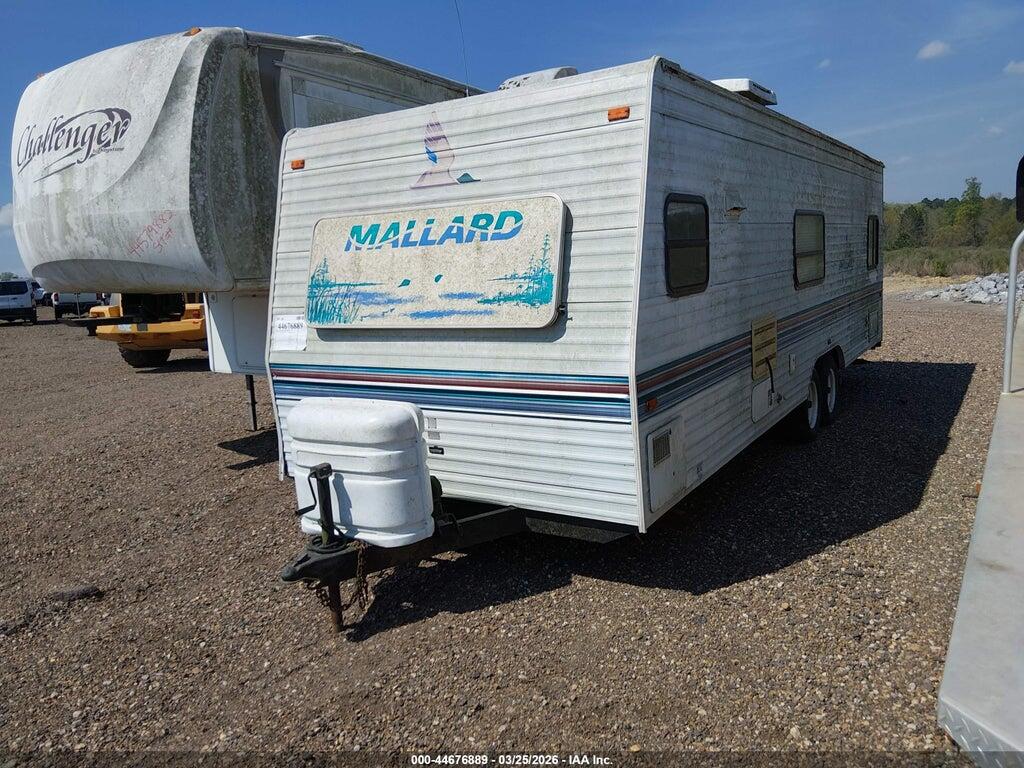 1EF1M2629V4071479 1997 FLEETWOOD MALLARD 26M photo no. 2