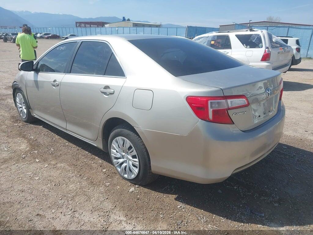 4T4BF1FK4ER365045 2014 TOYOTA CAMRY photo no. 3
