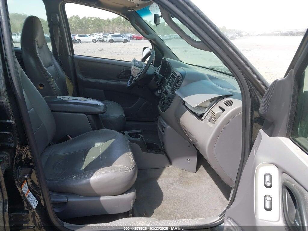 1FMCU03191KF36078 2001 FORD ESCAPE photo no. 5