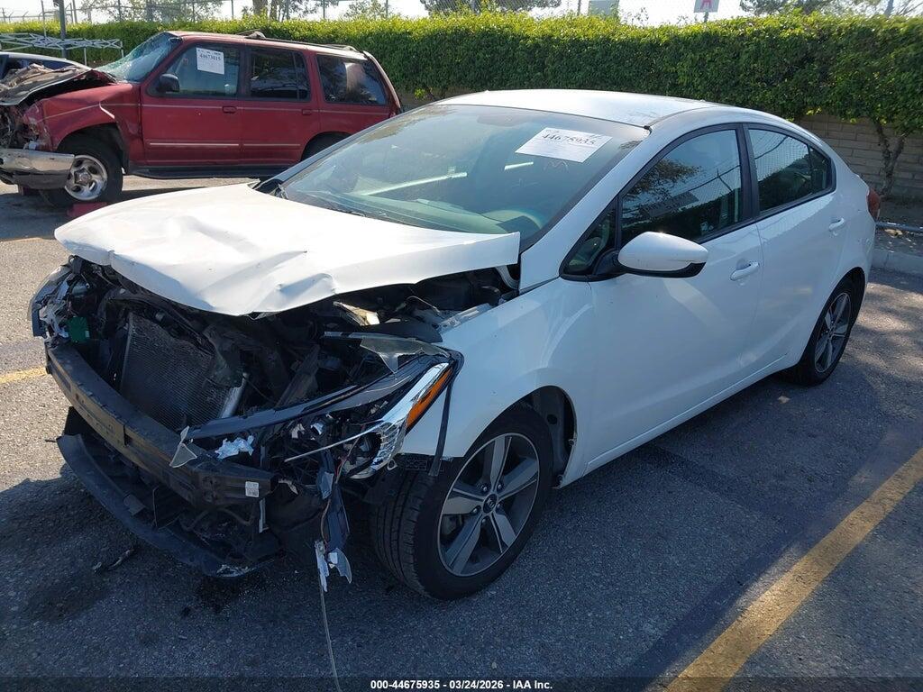 3KPFL4A79JE219567 2018 KIA FORTE photo no. 2