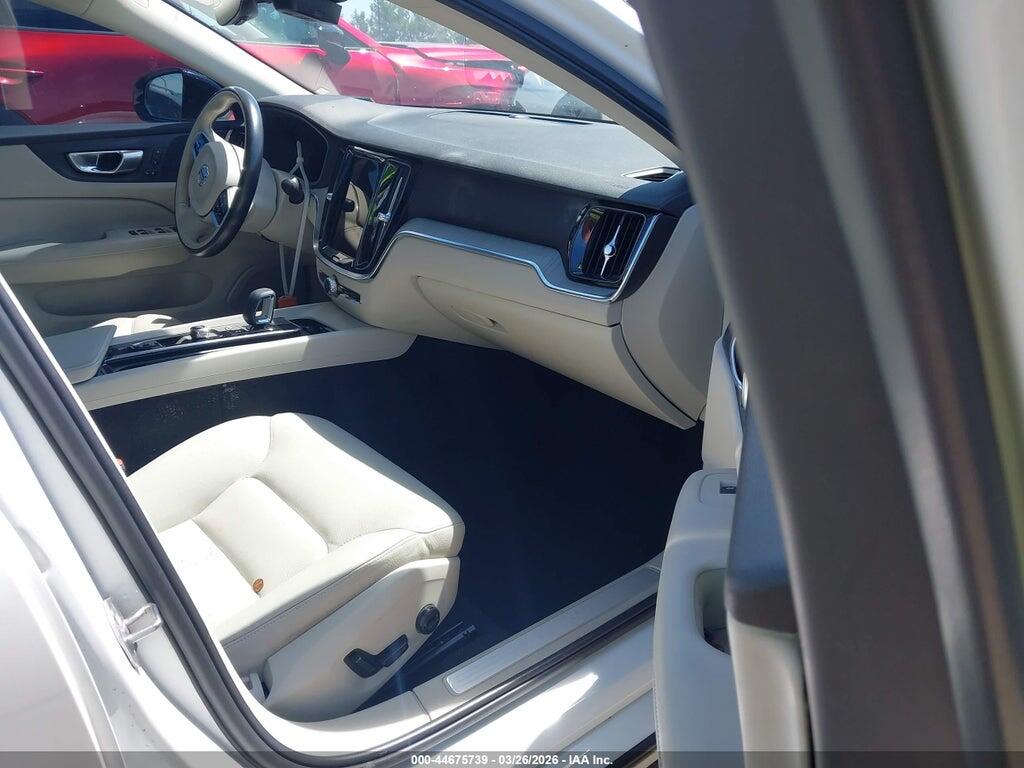 7JRL12TL9RG293995 2024 VOLVO S60 photo no. 5
