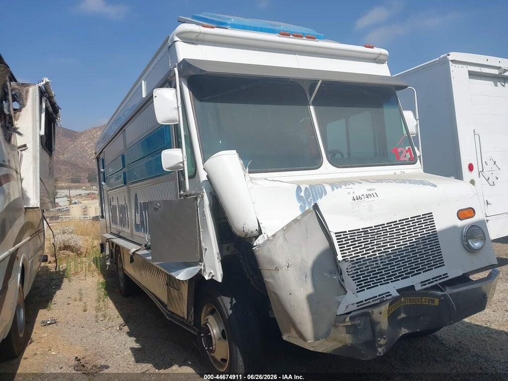 2005 WORKHORSE CUSTOM CHASSIS FORWARD CONTROL CHASSIS 5B4KP42U553409070