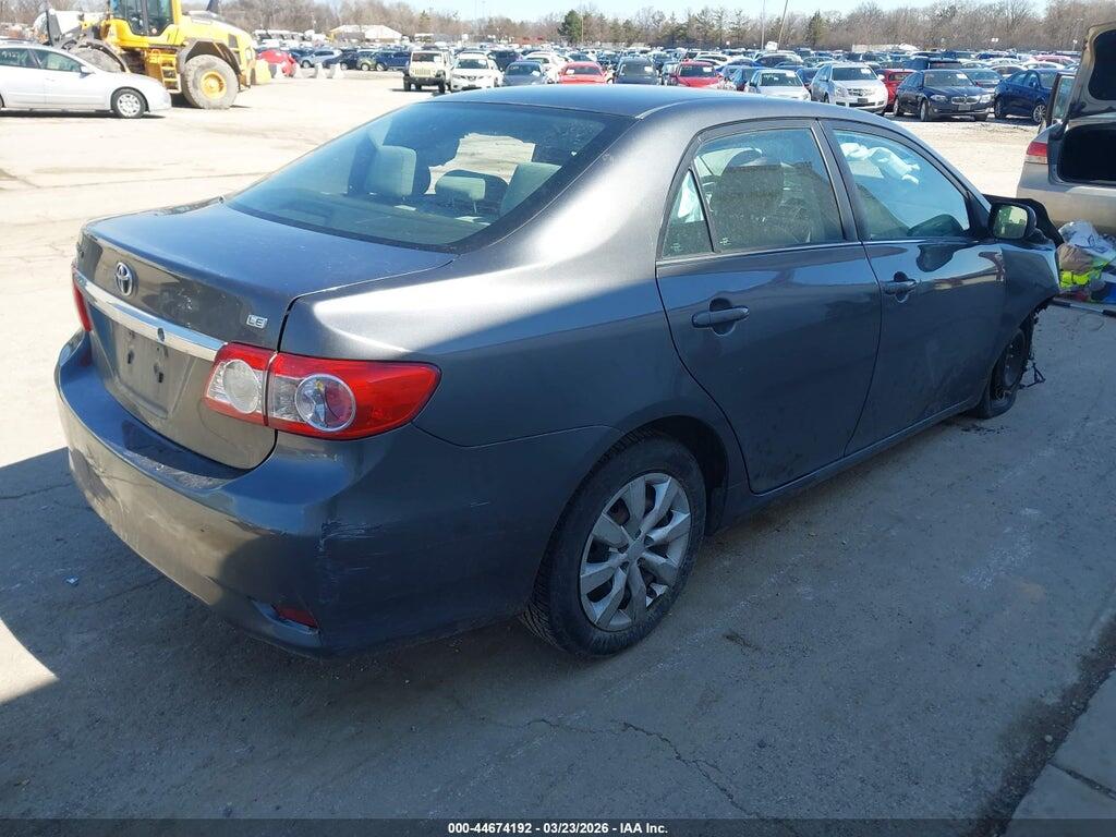 2T1BU4EE9DC942035 2013 TOYOTA COROLLA photo no. 4