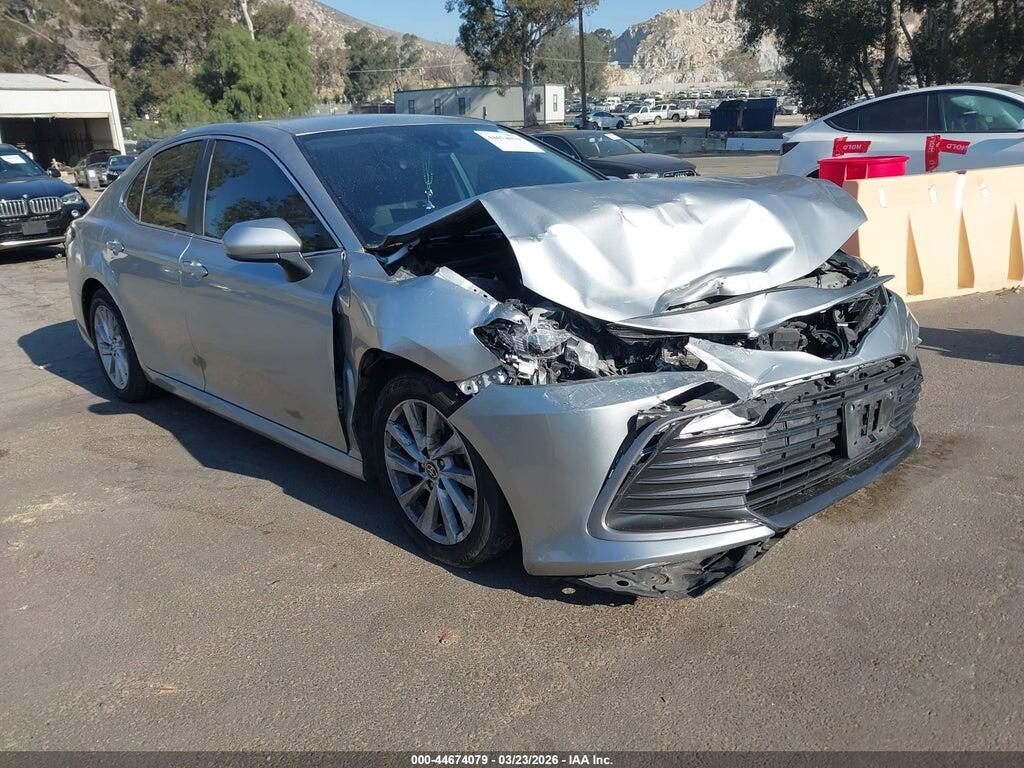 4T1C11AK0NU002603 2022 TOYOTA CAMRY photo no. 1
