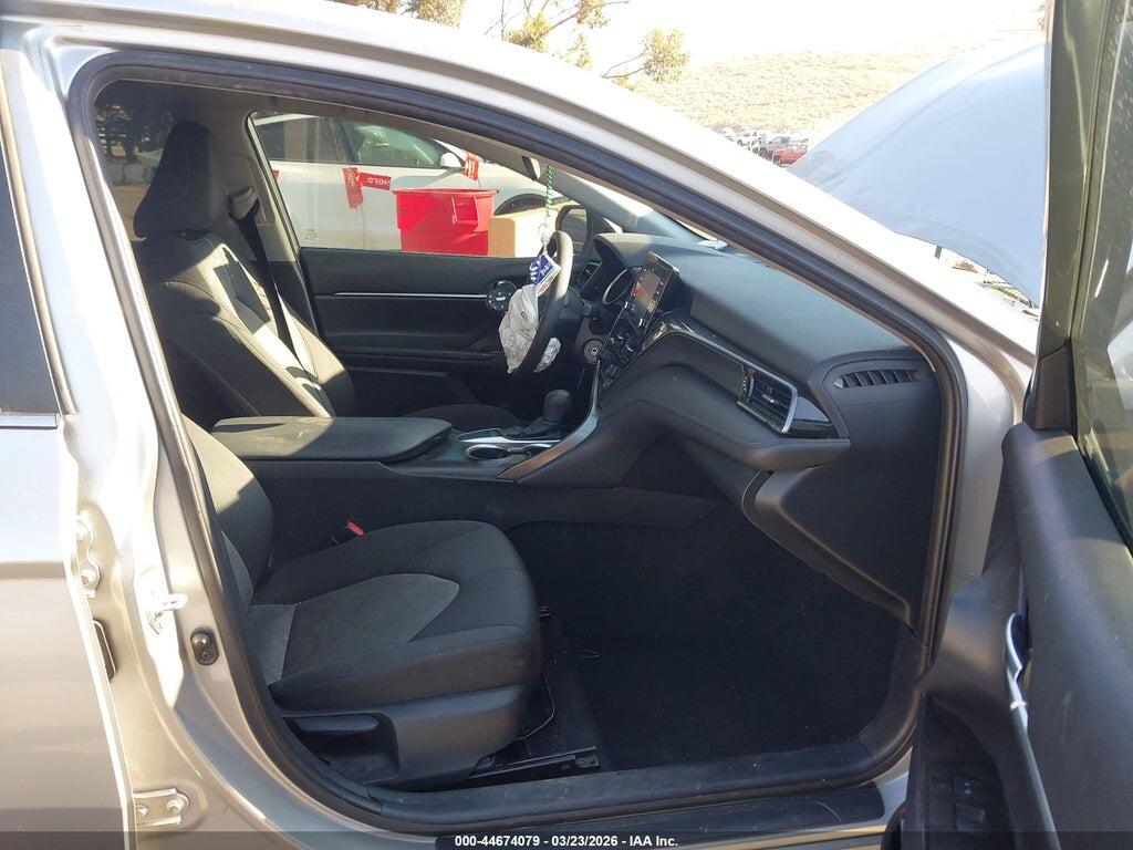 4T1C11AK0NU002603 2022 TOYOTA CAMRY photo no. 5