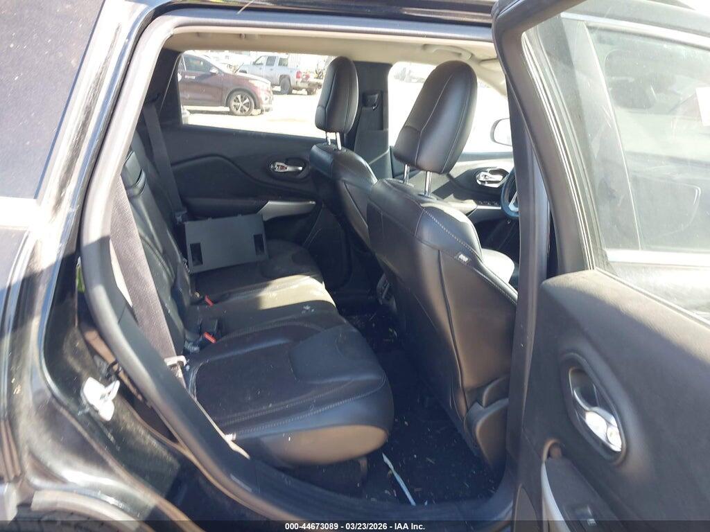 1C4PJLLB7JD503433 2018 JEEP CHEROKEE photo no. 8