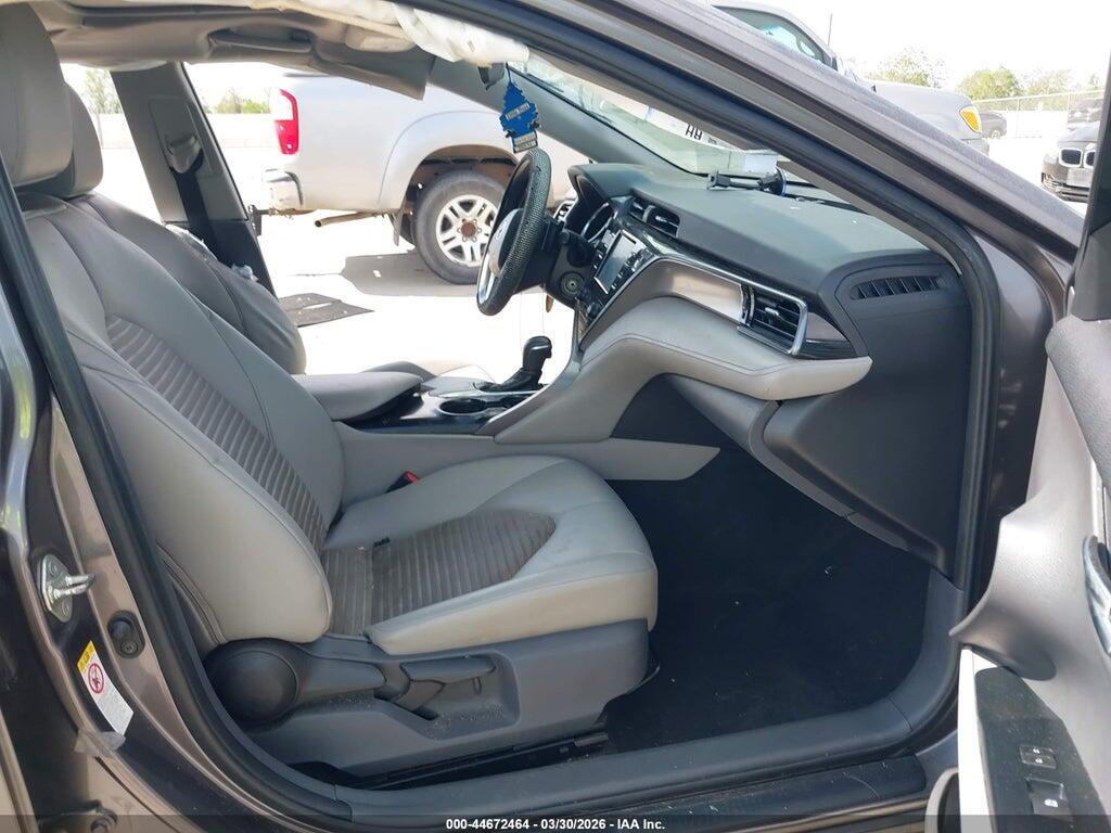 4T1B11HKXKU697203 2019 TOYOTA CAMRY photo no. 5