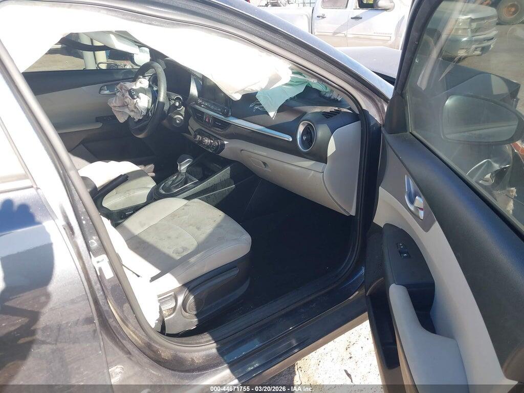 3KPF24AD9PE678521 2023 KIA FORTE photo no. 5