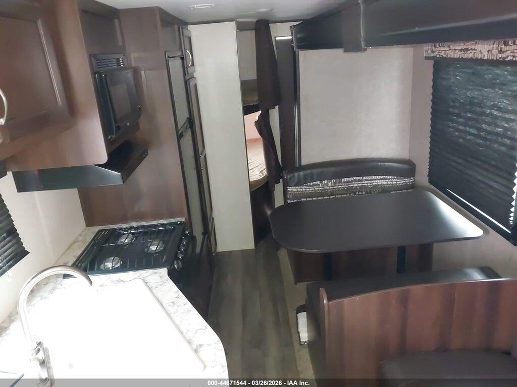 1UJBJ0BPXJ17W0822 2018 JAYCO OTHER photo no. 5