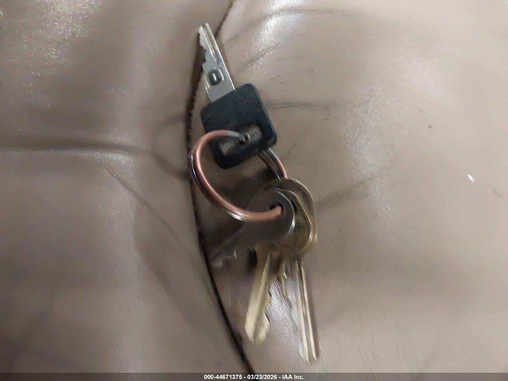 1G4BR82P1TR420482 1996 BUICK ROADMASTER photo no. 11