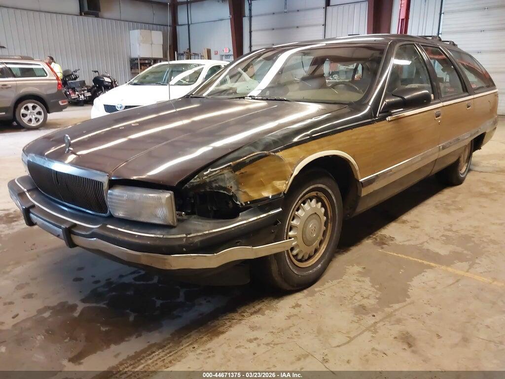 1G4BR82P1TR420482 1996 BUICK ROADMASTER photo no. 2