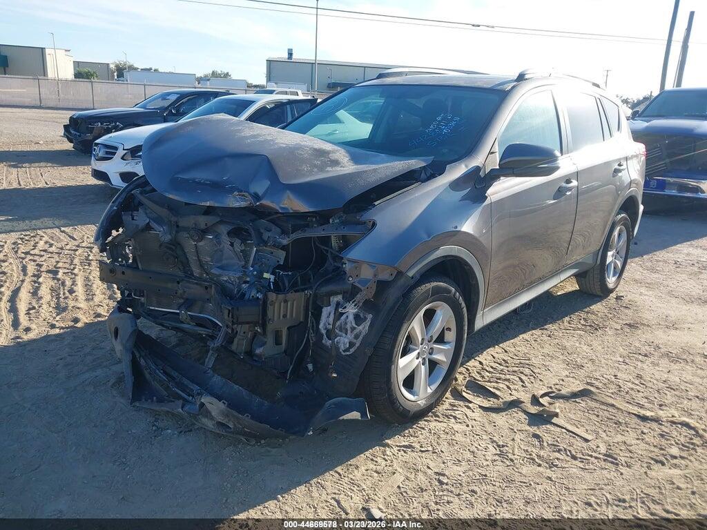2T3WFREV5DW036611 2013 TOYOTA RAV4 photo no. 2
