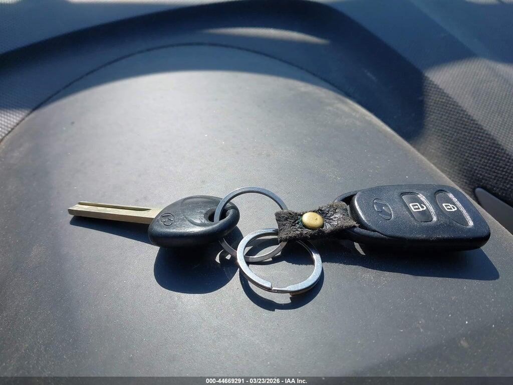 KMHCT4AE7GU991024 2016 HYUNDAI ACCENT photo no. 11