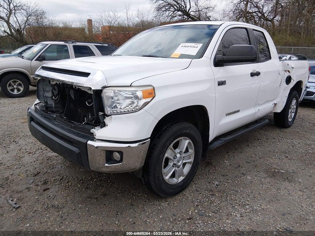 5TFUW5F11FX433212 2015 TOYOTA TUNDRA photo no. 2