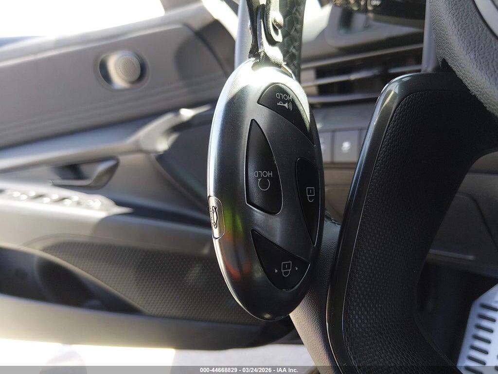KMHLM4DG6TU099013 2026 HYUNDAI ELANTRA photo no. 11