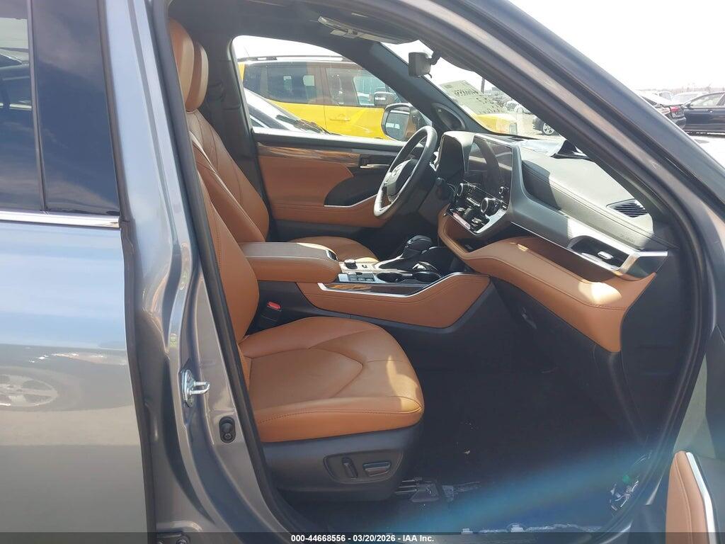 5TDKDRBH0RS561636 2024 TOYOTA HIGHLANDER photo no. 5