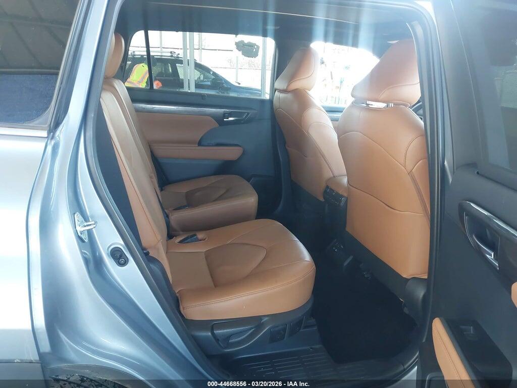 5TDKDRBH0RS561636 2024 TOYOTA HIGHLANDER photo no. 8